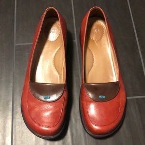 Dansko leather shoes